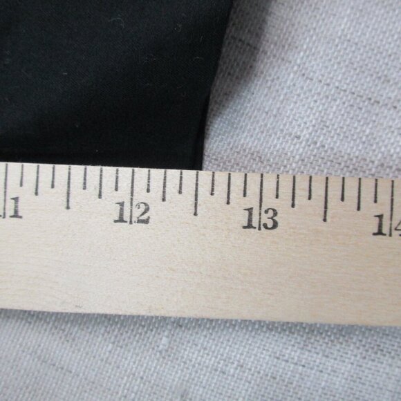 Ralph Lauren Golf Chino Shorts Womens 8 Black Performance Mid Rise Regular Fit - Picture 7 of 7